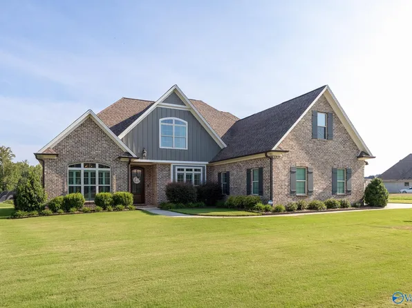 17675 Watercress Dr, Athens, AL 35611