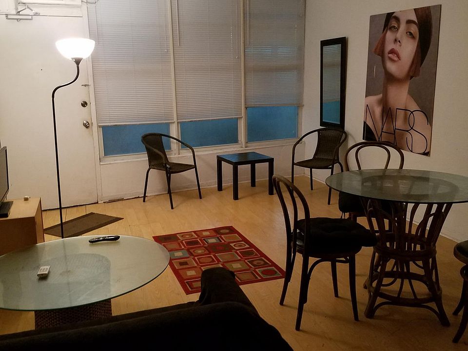 2nd image of 1446 Ocean Dr APT 3