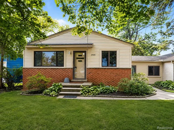 2026 N Parent St, Westland, MI 48185