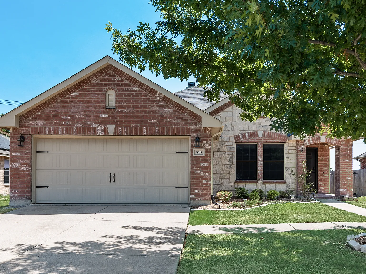 3 bed, 1519 sqft, $1,969 — Photo 3