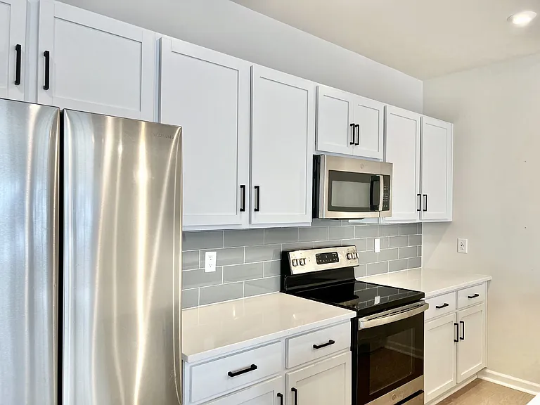 5348 Somerset Hill Ln — Photo 4
