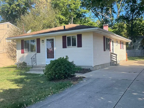 54 Lindsey Rd, Munroe Falls, OH 44262