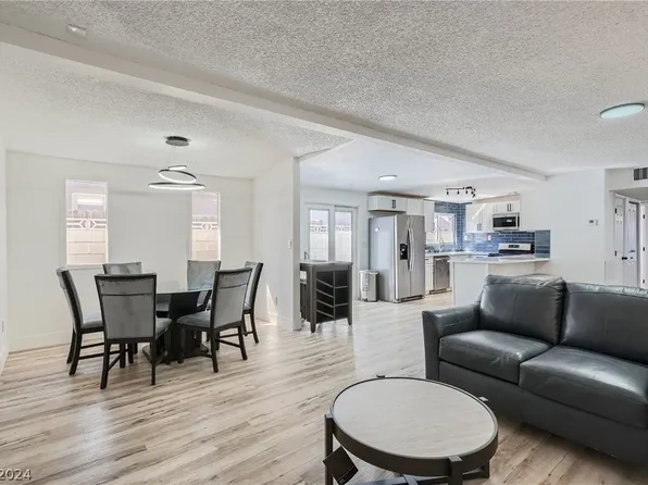 2512 E Oakey Blvd, Las Vegas, NV 89104