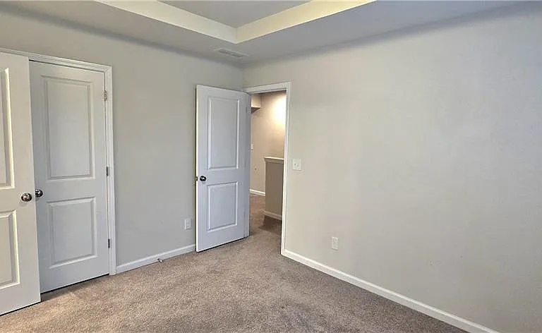 3608 Hidden Valley Cir — Photo 37
