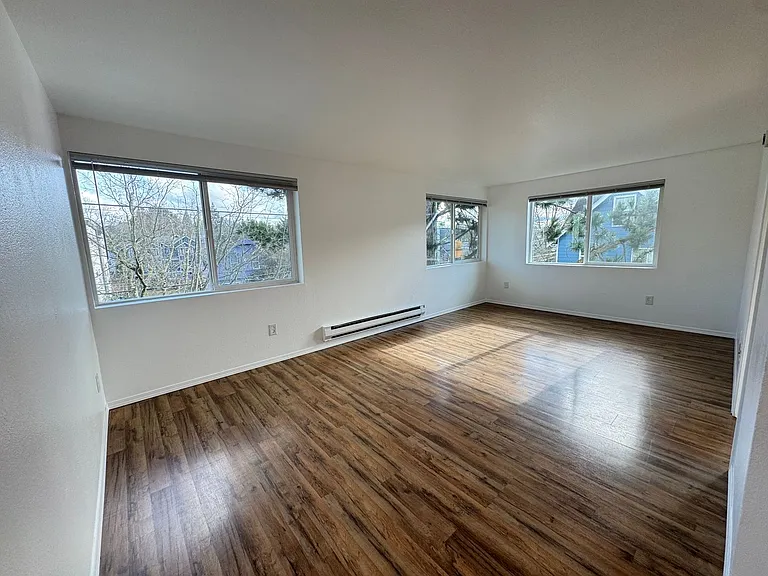 301 Apartments in the heart of Beacon Hill — Photo 25