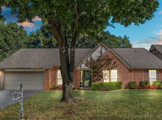 3415 E 87th Pl, Tulsa, OK 74137