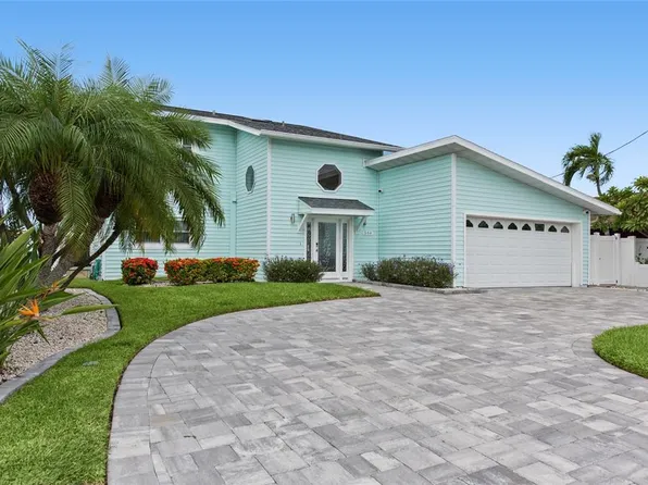 544 LILLIAN DRIVE, MADEIRA BEACH, FL 33708