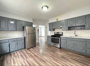 7 Story Ct APT 3, Bayonne, NJ 07002