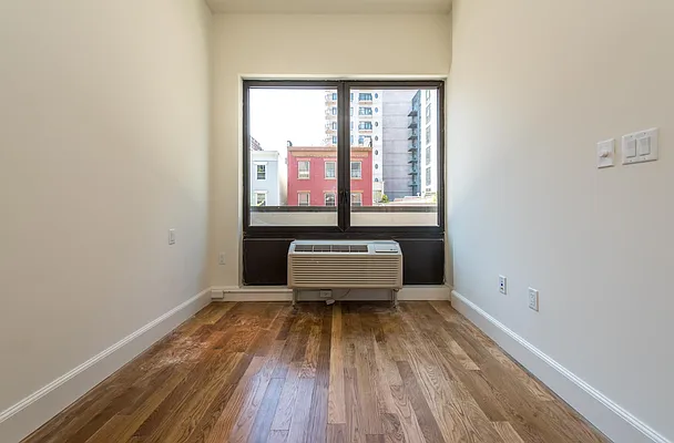 Rented by Nooklyn NYC LLC | media 69