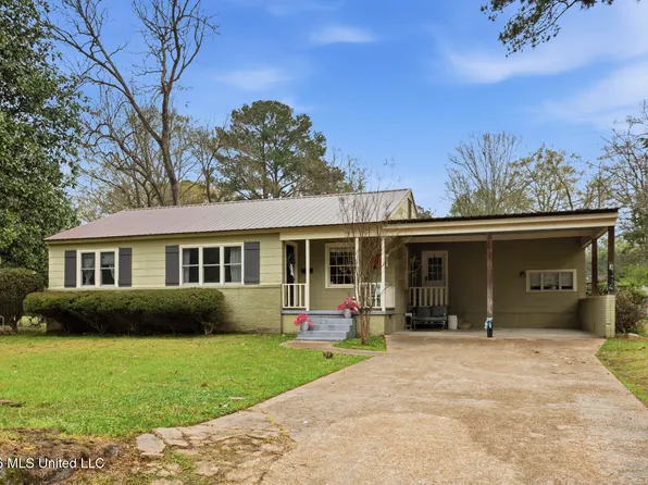 223 S Park Dr, Jackson, MS 39211