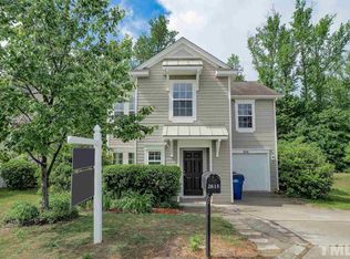 2615 Pebble Meadow Ln, Raleigh, NC 27610
