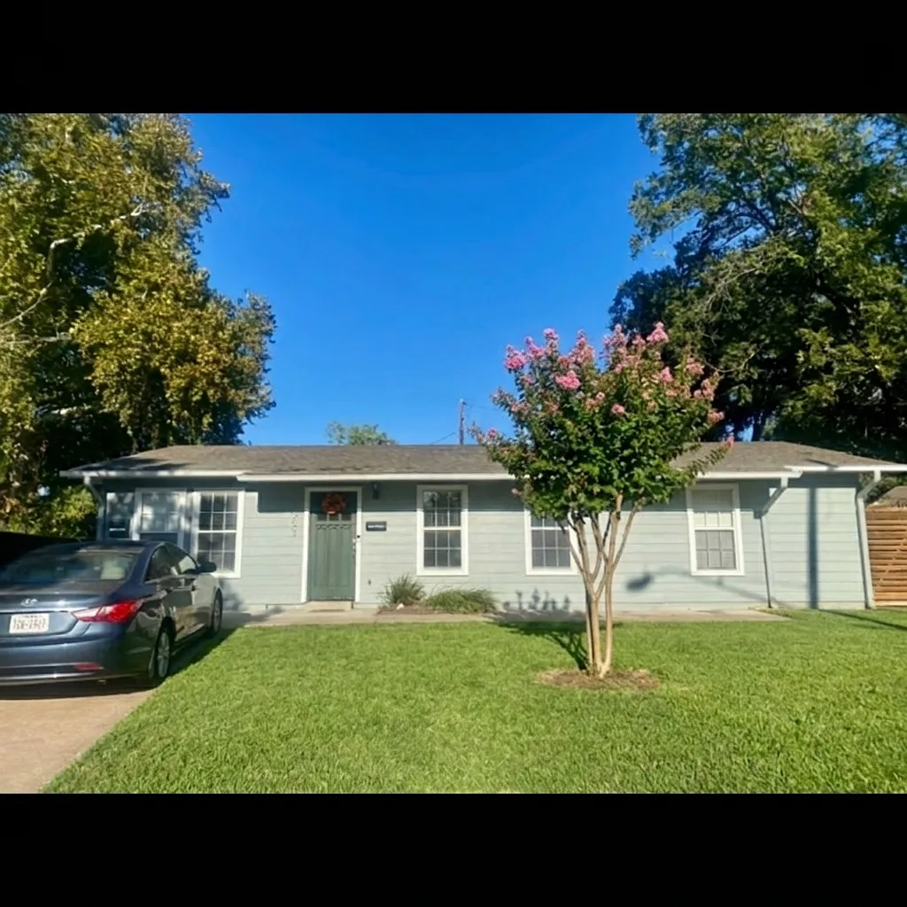 2 bed, 1196 sqft, $3,150 — Photo 2