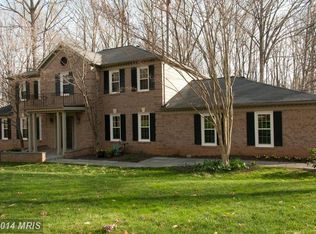 11128 Clara Barton Dr, Fairfax Station, VA 22039