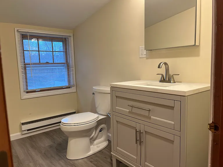 524 Wallis Rd — Photo 28