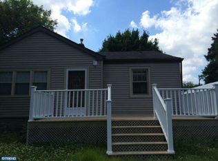 1053 Clinton Ave, Bensalem, PA 19020