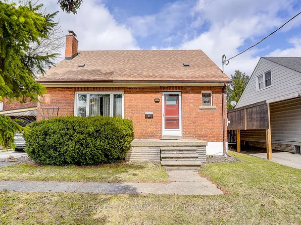 16 Ayre Point Rd, Toronto, ON M1M 1G5
