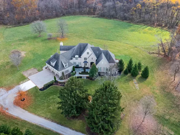 8850 Trimmer Rd, Centerburg, OH 43011