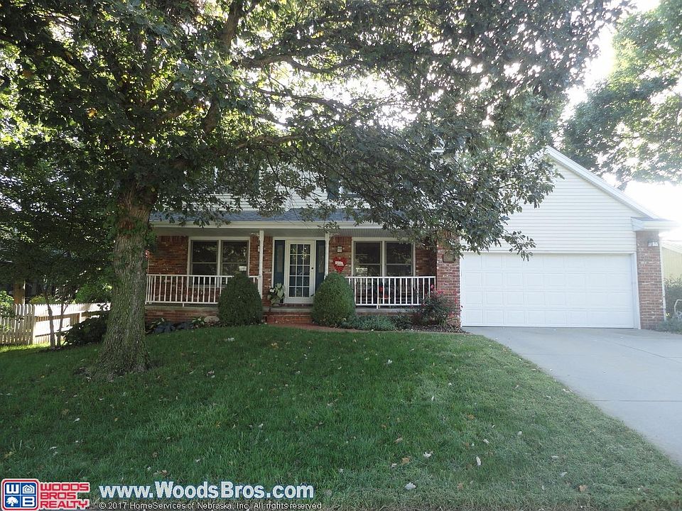 1st image of 3920 S 81st St