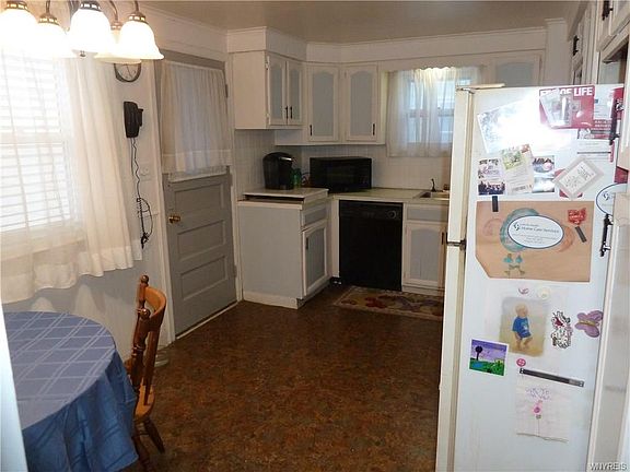4th image of 204 Wilmington Ave