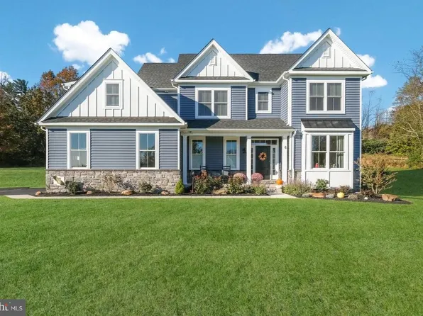 2 Anglesey Ln, Upper Gwynedd, PA 19446