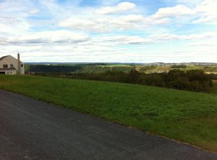 4967 Abbey Rd, Coplay, PA 18037