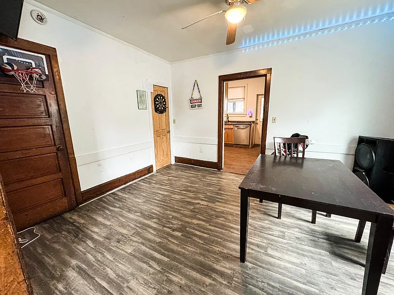 215 Prospect St — Photo 8