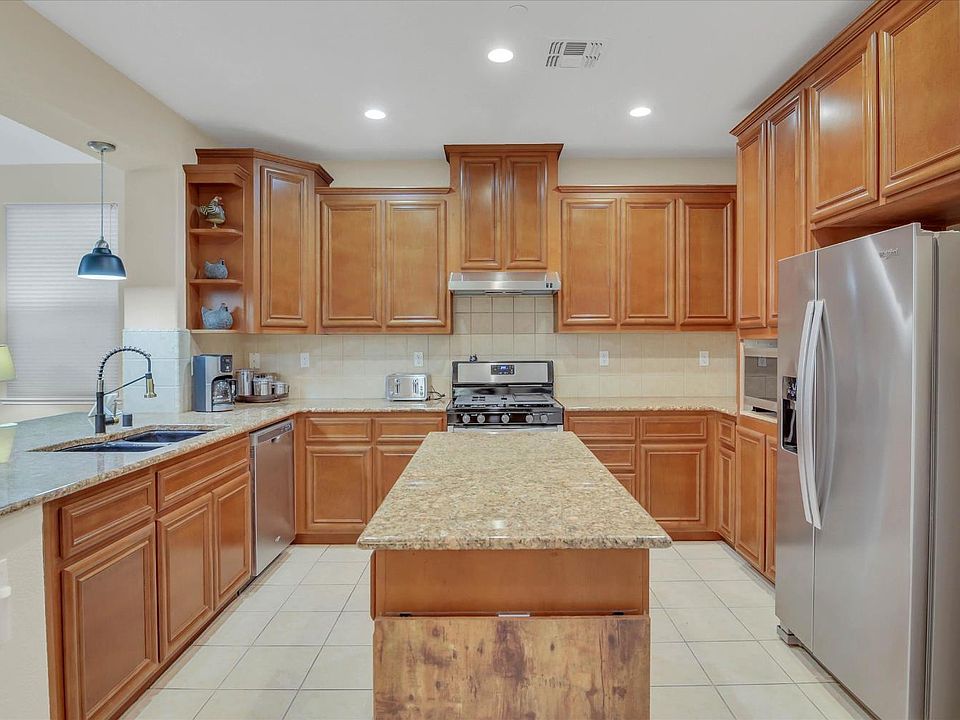 1st image of 1057 Marseille Ln