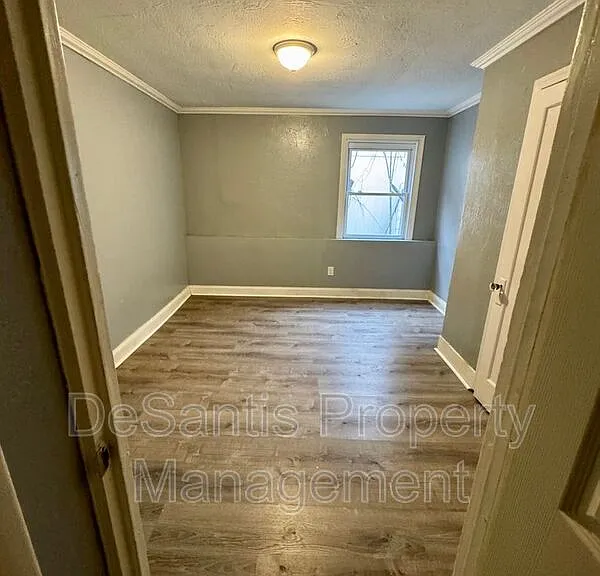 1141 Brabec St — Photo 15