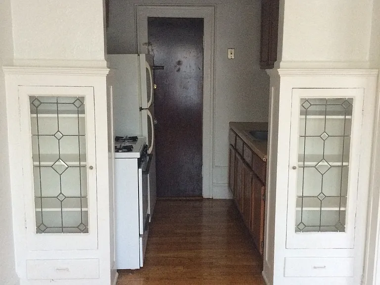 Essex-Morley and Barclay Apartments — Photo 17