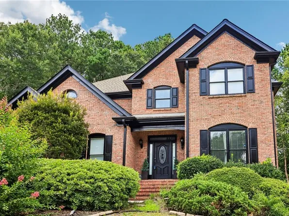 138 Tara Blvd, Loganville, GA 30052
