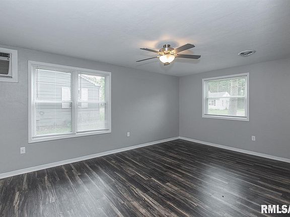 5th image of 3717 10th Avenue Ct