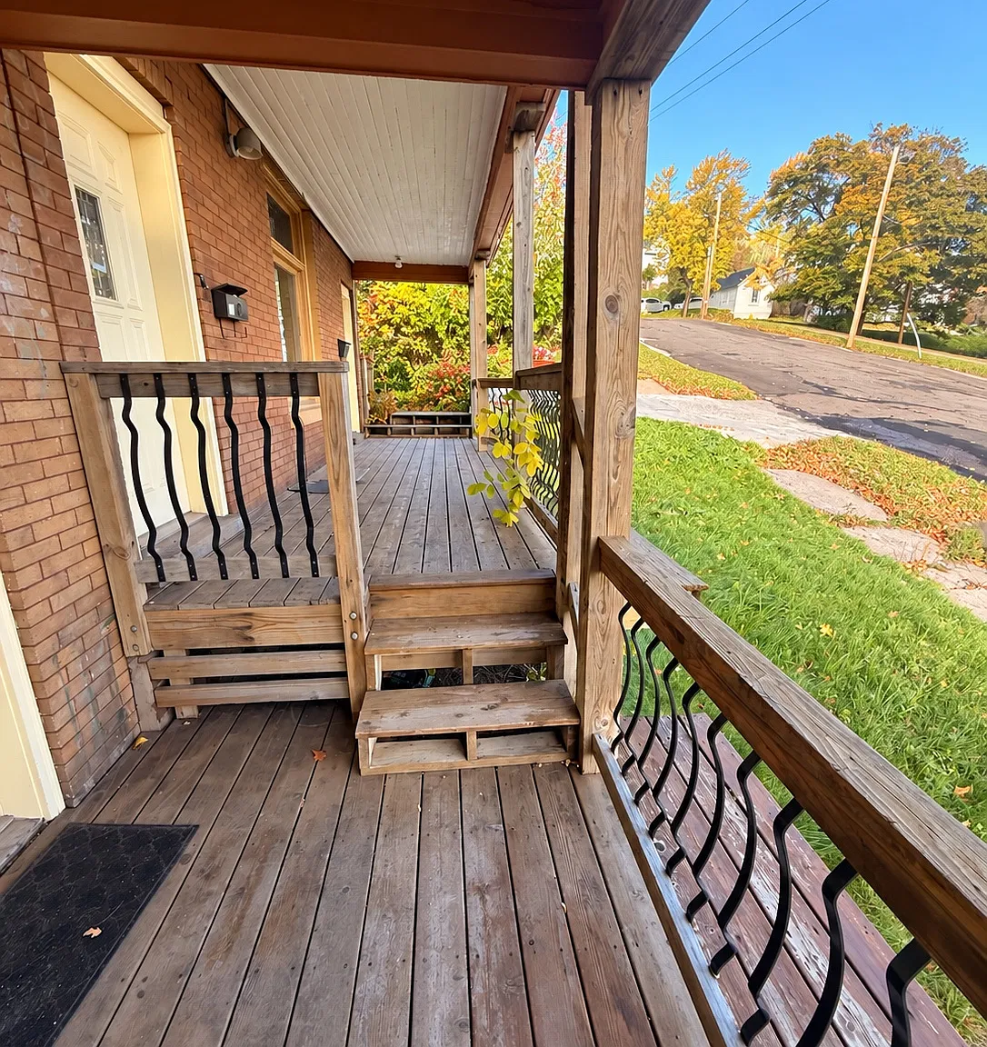 3 bed, 1209 sqft, $1,550 — Photo 2