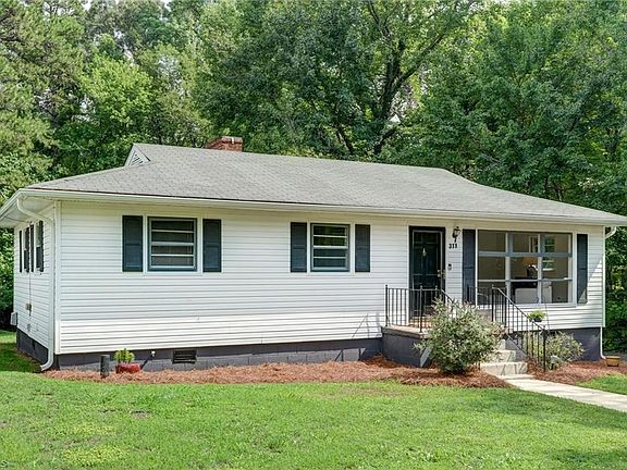 5th image of 311 Pegram St