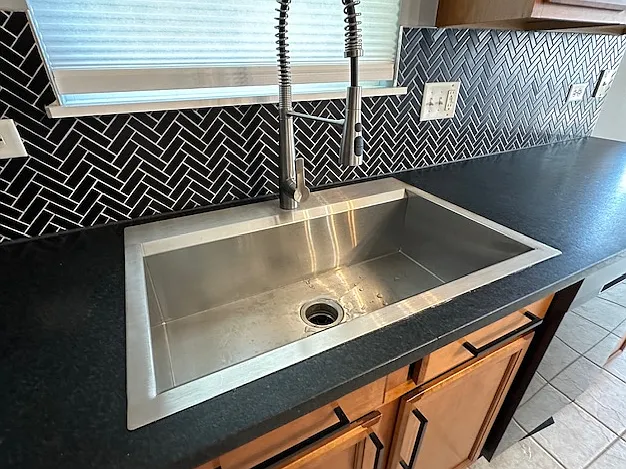 945 Forest View Way — Photo 10