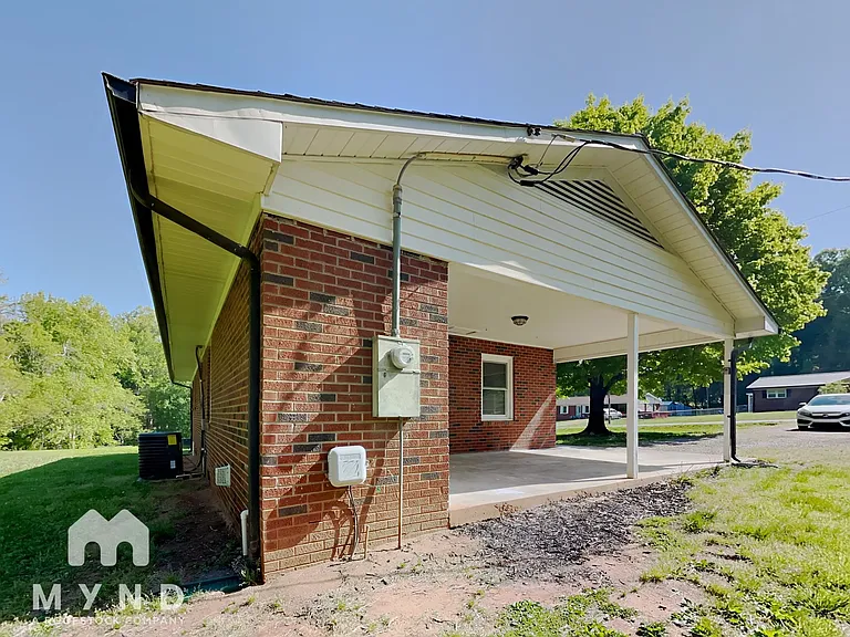 198 Harriet Ln — Photo 19