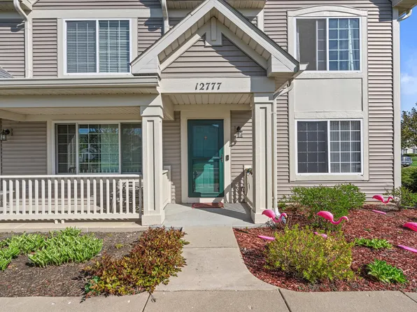 12777 W Wakefield Dr, Beach Park, IL 60083