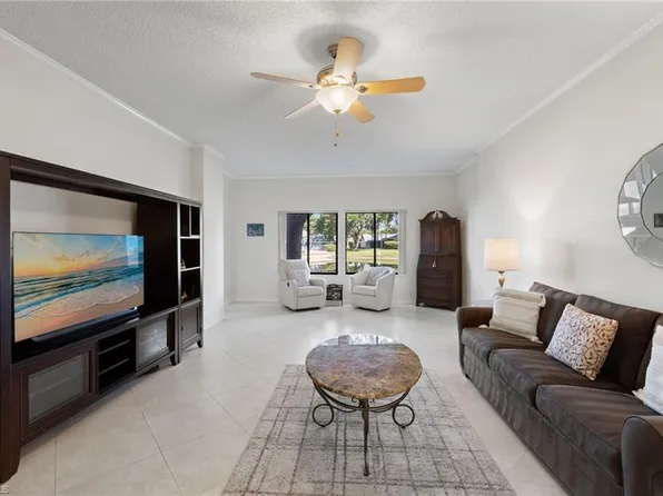 201 Arbor Lake DR #102, NAPLES, FL 34110