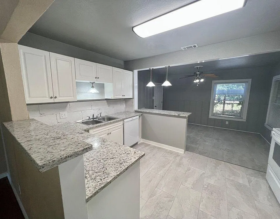 5621 Watters Pl — Photo 4