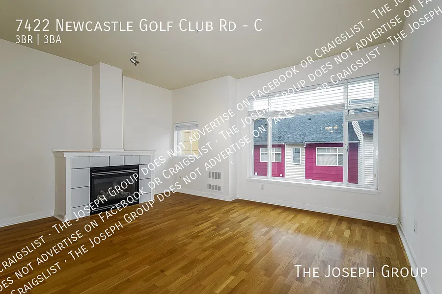 Serene Greenbelt Living - Newcastle 3 Bed — Photo 2