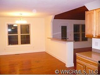 1st image of 127 Dalton Ln