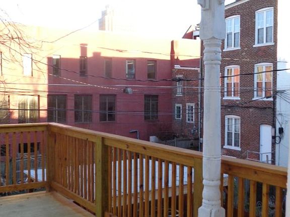 Large Rear Deck w/ French Doors