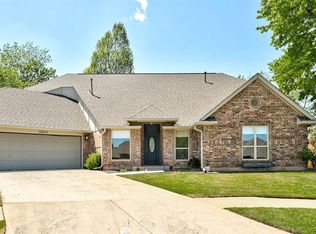 19605 Harness Ct, Edmond, OK 73012