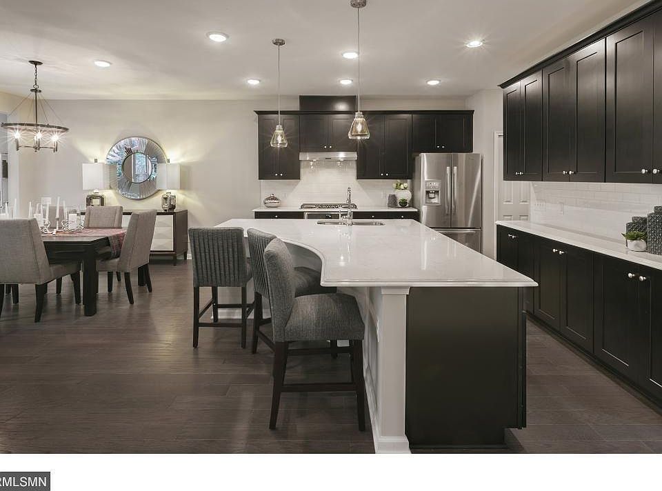 2nd image of 5593 Yucca Ln
