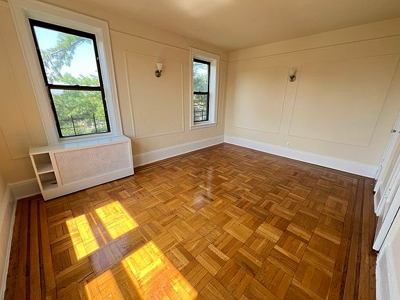 3rd image of 9323 218th St APT D4