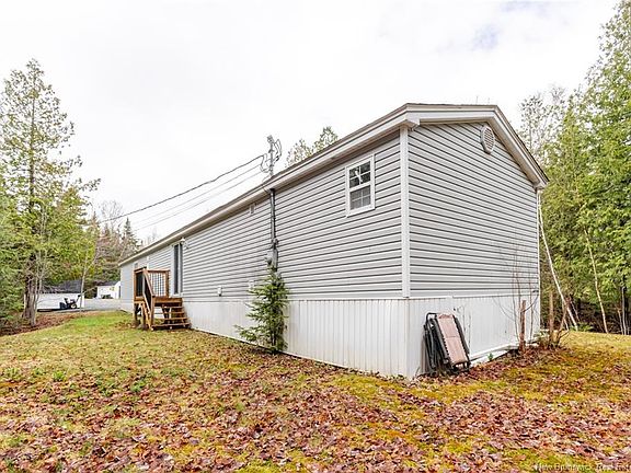 5th image of 81 McCain Dr