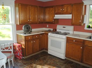 2153 Post Dr NE, Belmont, MI 49306