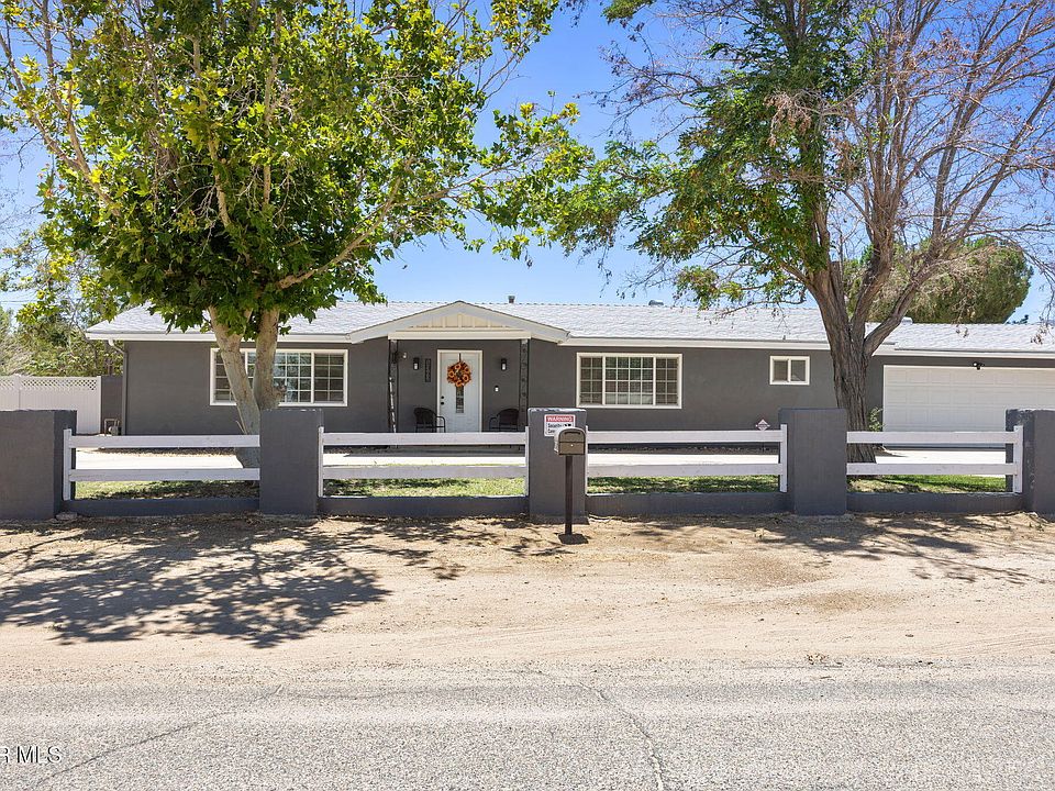 1st image of 1342 W Avenue O4