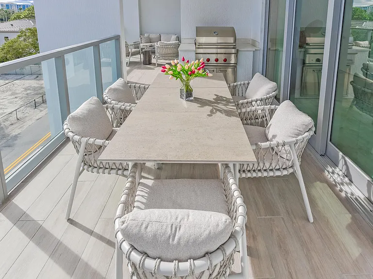 485 E Royal Palm Rd #403 — Photo 11