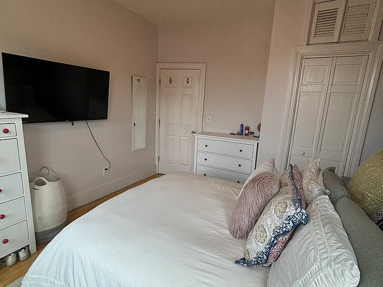 34 Grove St #9 — Photo 10