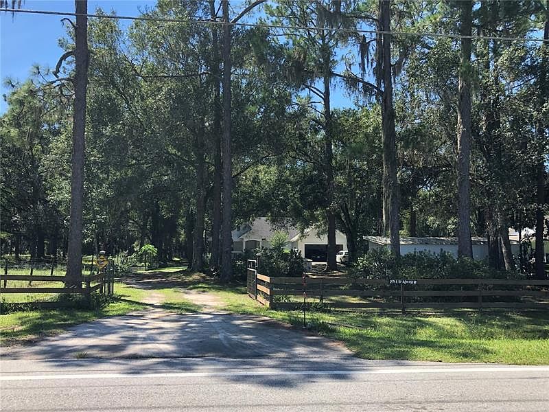 1908 W Socrum Loop Rd, Lakeland, FL 33810 MLS O6058962 Zillow